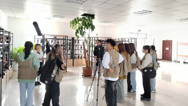 短视频拍摄：灯光与布景的奥秘解析