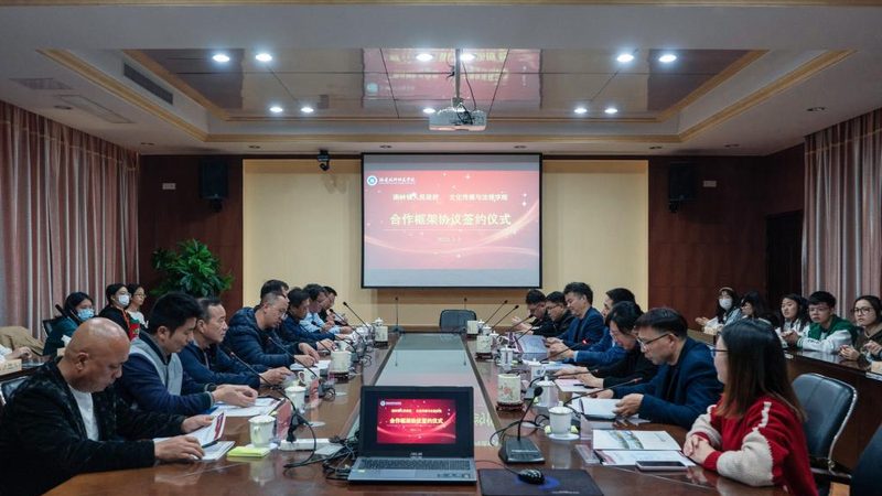 揭秘传媒公司广告物料制作：从源头到终端的工艺解析